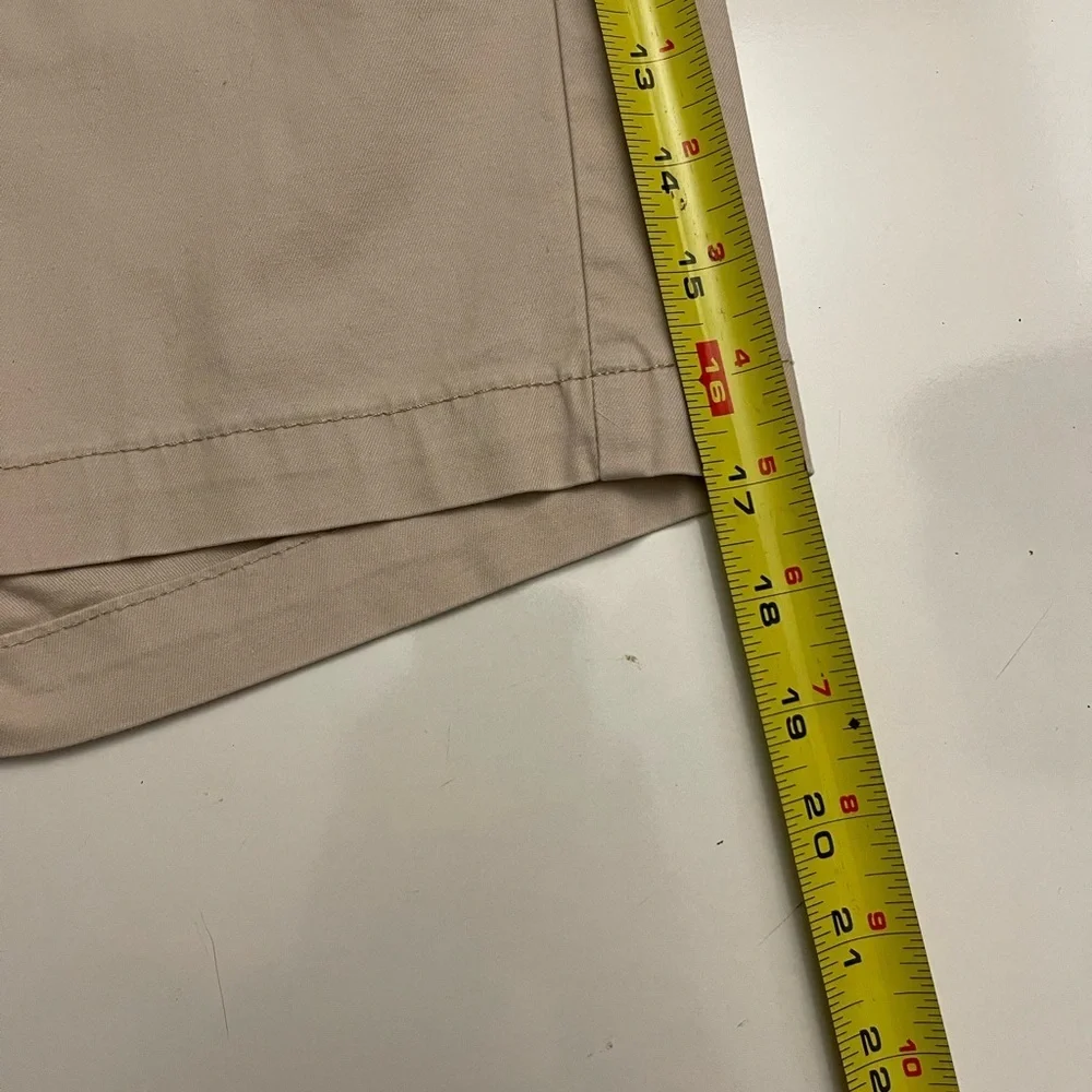 LIKE NEW! Banana Republic Lived-In Khaki Chino Shorts